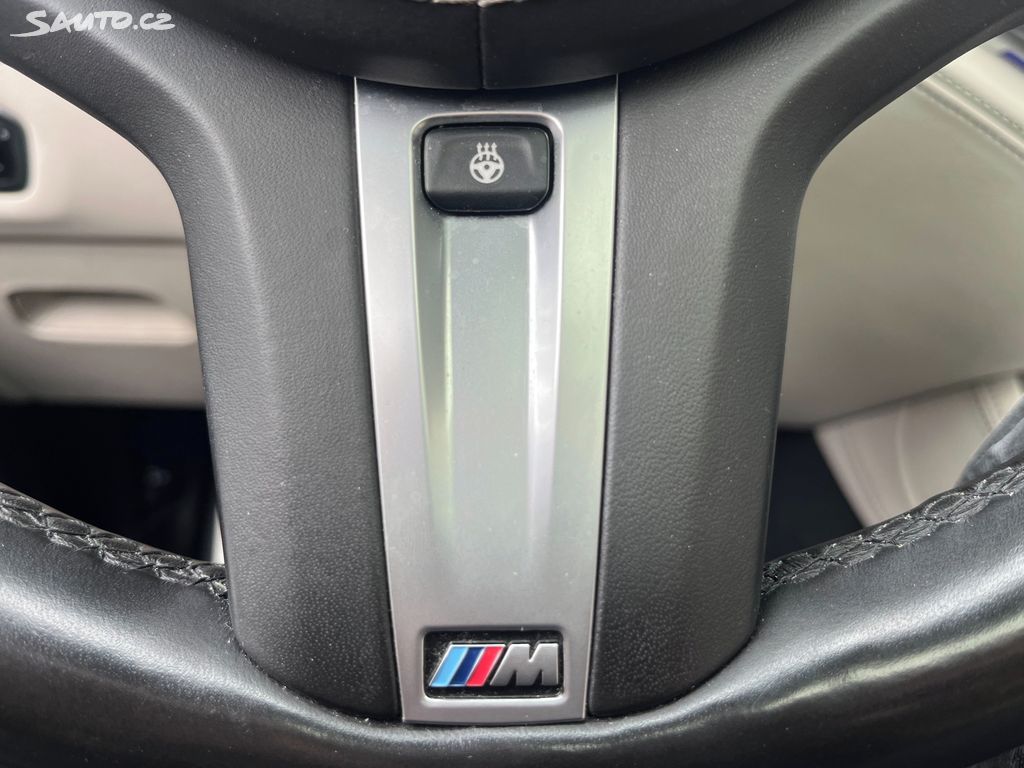 BMW X5, fotka 21