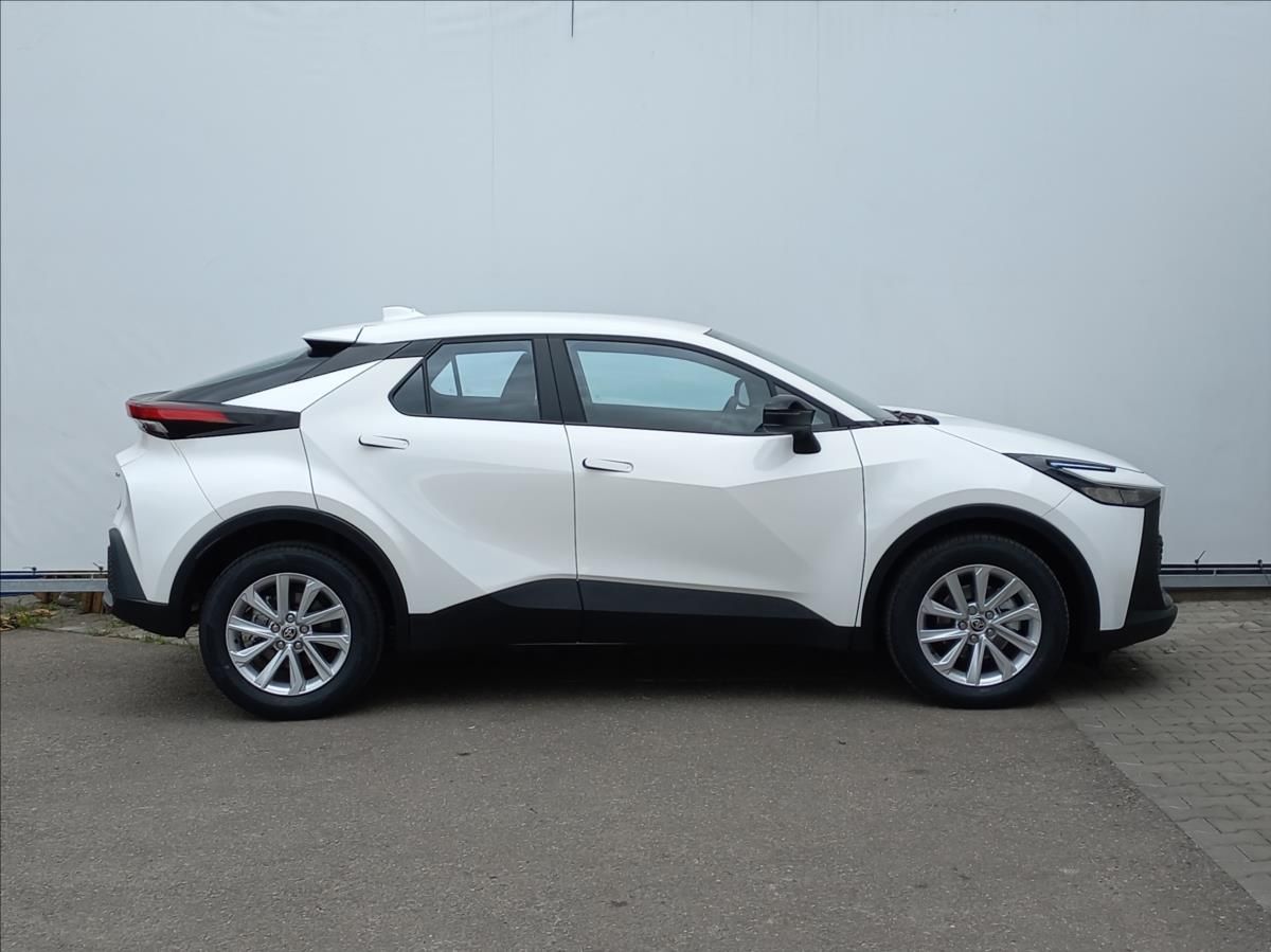 Toyota C-HR, 1.8 Hybrid e-CVT 140k  Comfort - fotka 2