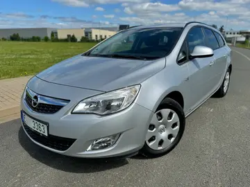 Opel Astra, 1.4 TURBO 103kW TAŽNÉ SERVISKA