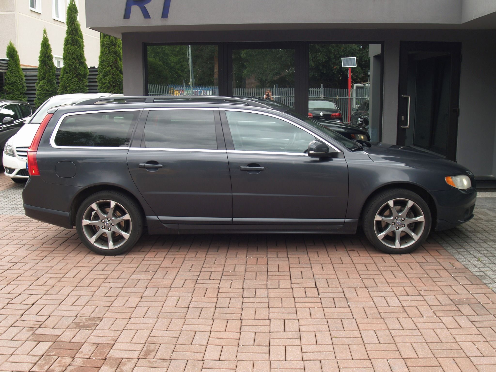 Volvo V70, 2,0d - fotka 5