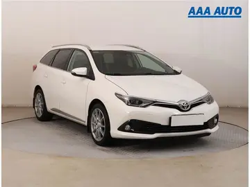Toyota Auris, 1.6 Valvematic, Automat, ČR