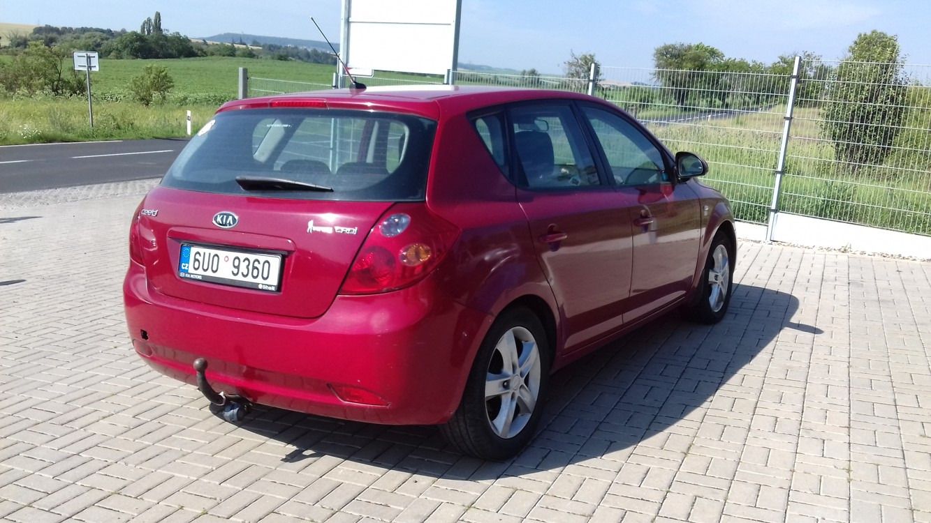 Kia Cee´d, 1,6 CRDi Původ ČR 1.majitel - fotka 5