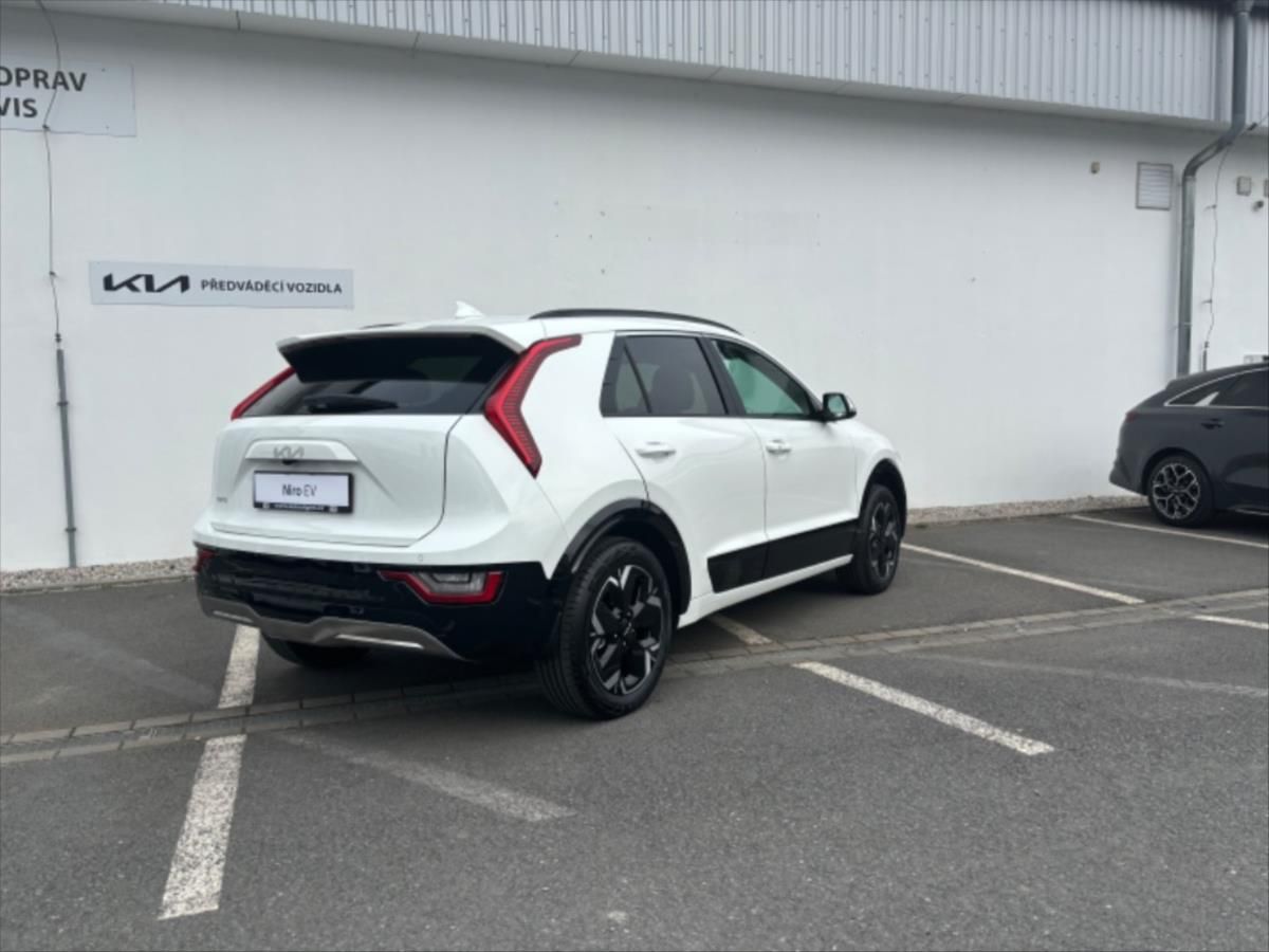 Kia Niro EV, STYLE 150kW  EV SG2 - fotka 4