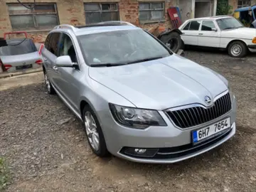 Škoda Superb, 2,0 TDi 125Kw 4x4 Eleg. Panora