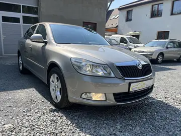 Škoda Octavia, 1,8 TSi 118 Kw ČR 2. MAJITEL!!