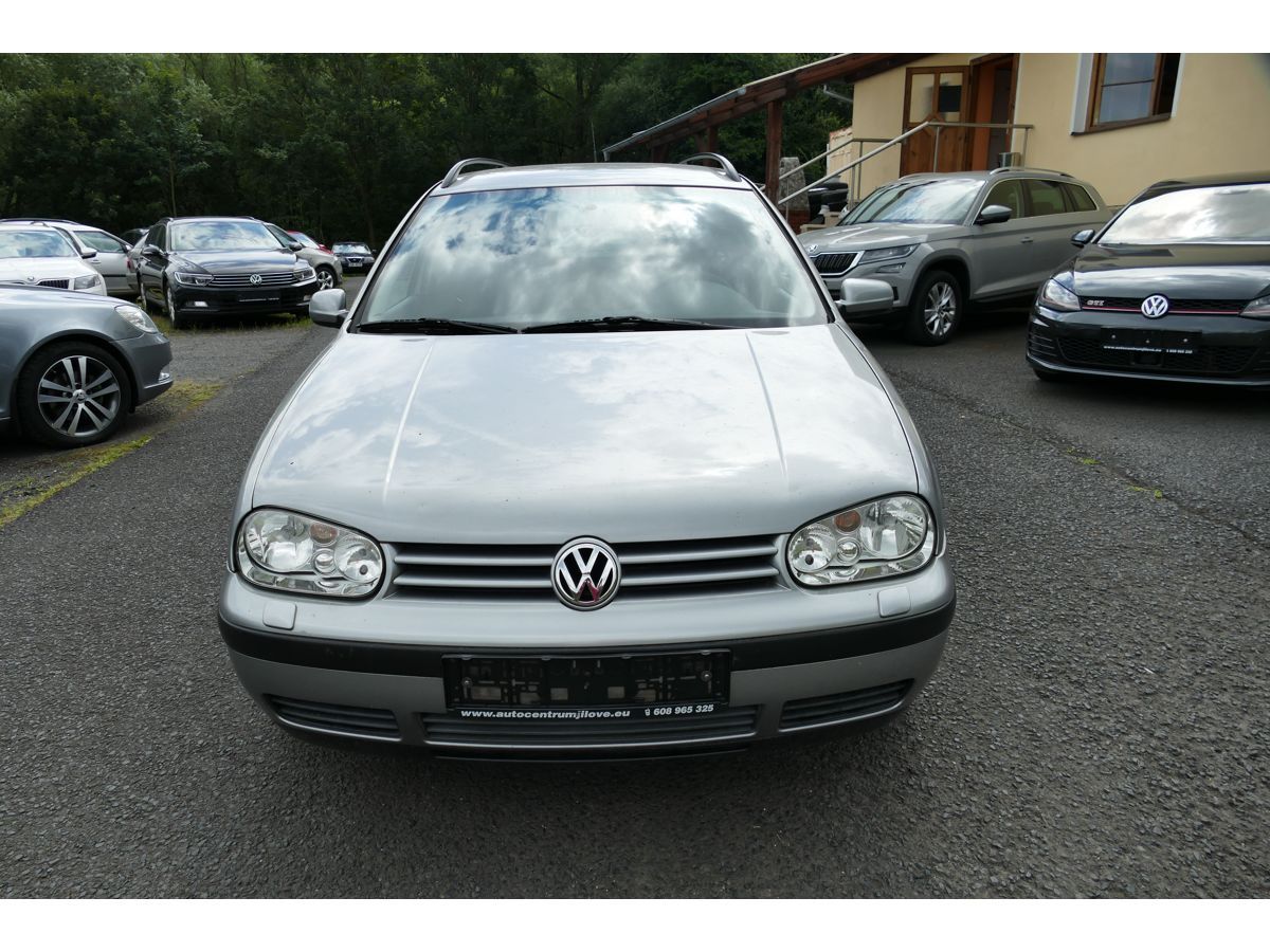 Volkswagen Golf, 1,4 55KW KLIMA - fotka 2