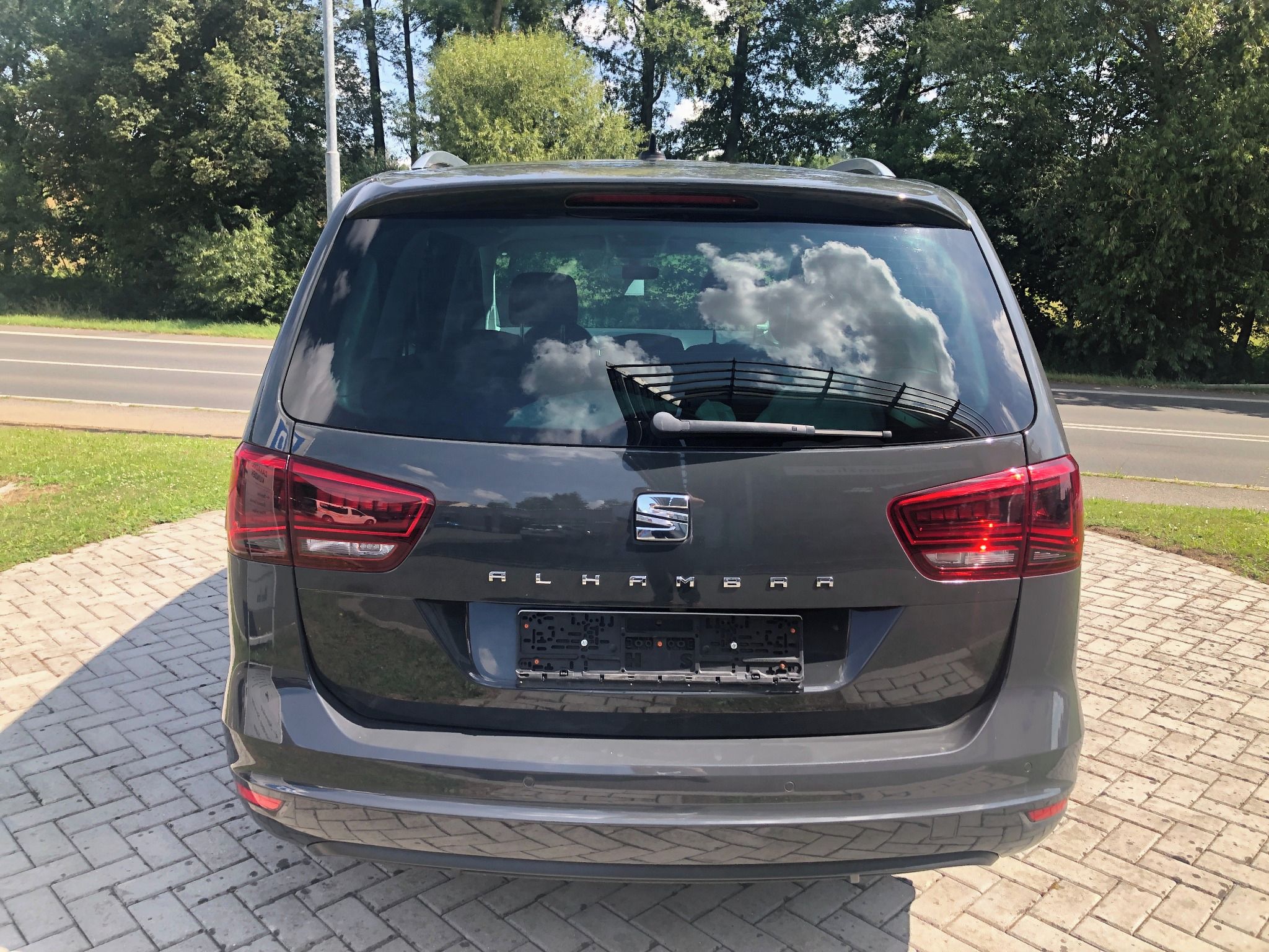 Seat Alhambra, Xcellence 2.0 TDI 110kW DSG - fotka 6