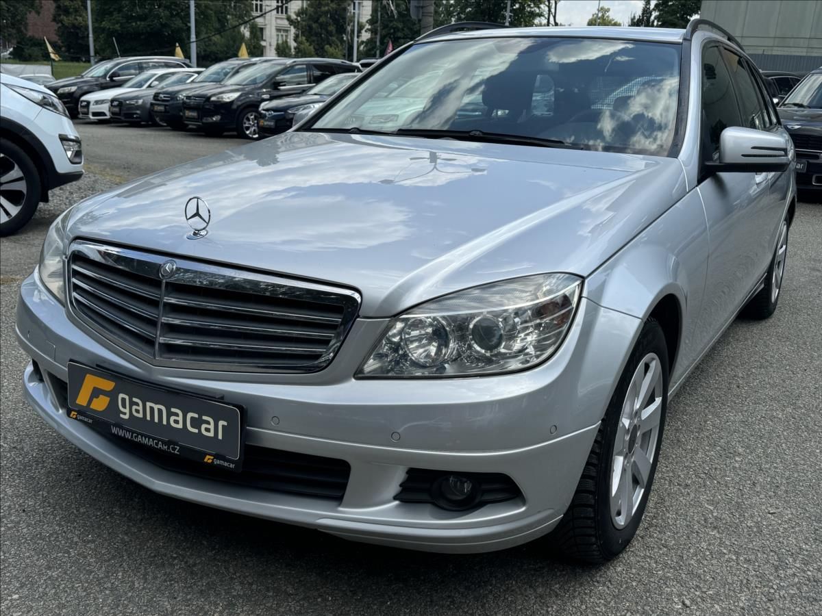 Mercedes-Benz Třídy C, 2,2 BEZ KOROZE +TOP !! - fotka 2