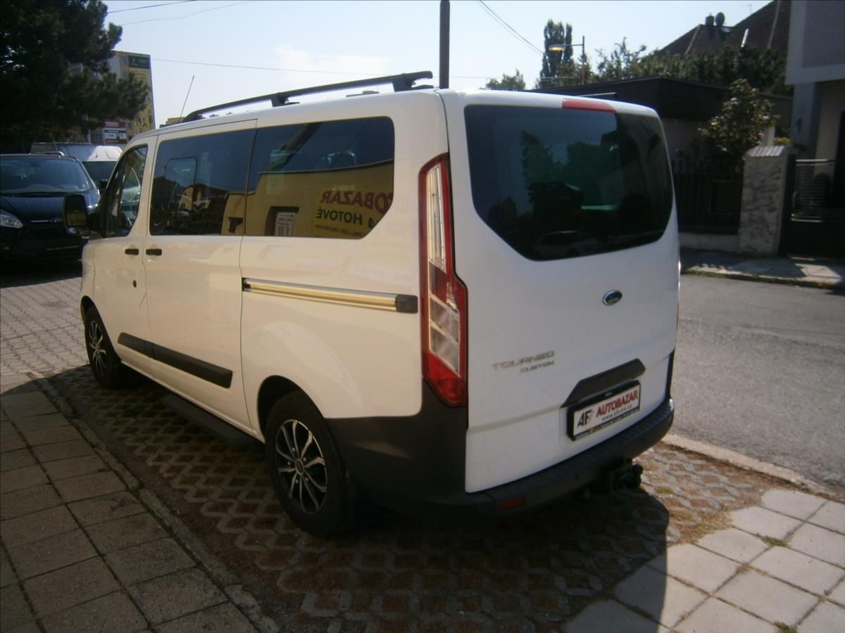 Ford Tourneo Custom, 2,2 TDCi 92kW KLIMA - fotka 4