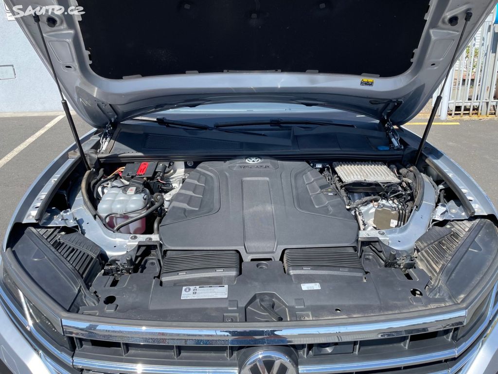 Volkswagen Touareg, 3,0 TDi 4X4 210kW R-LINE