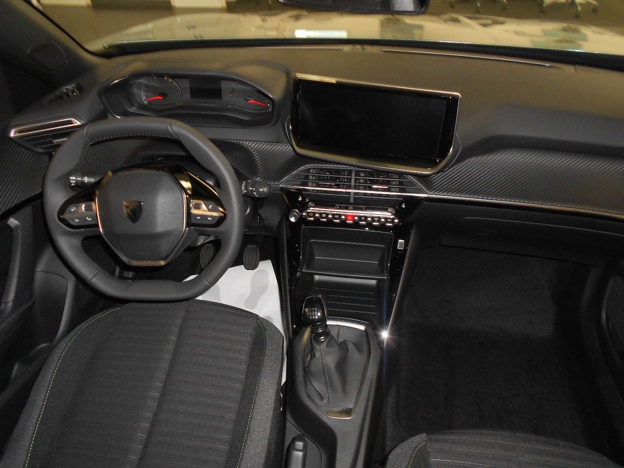 Peugeot 2008, ACTIVE PureTech 100 S&S MAN6 - fotka 5