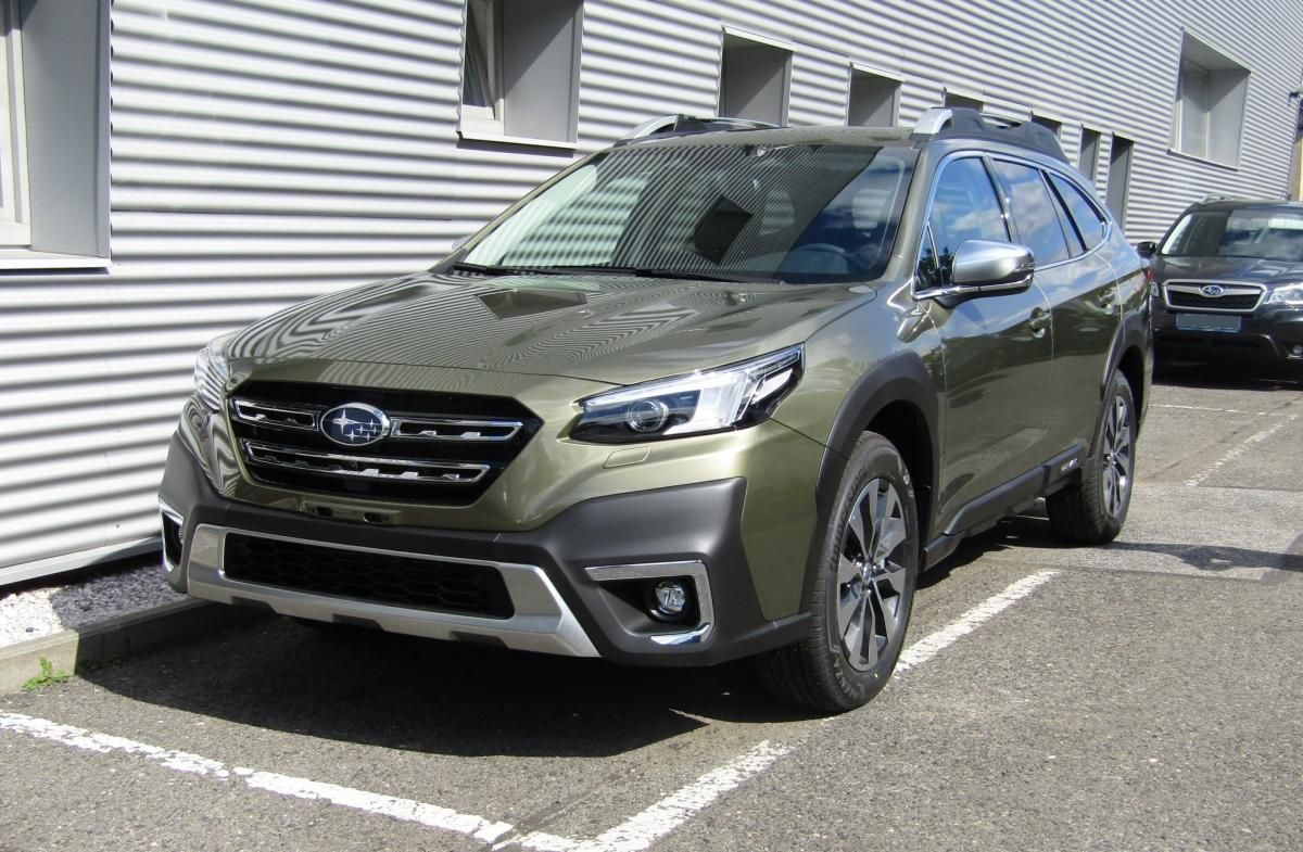 Subaru Outback, 2,5i TOURING  MY25.5 - fotka 3