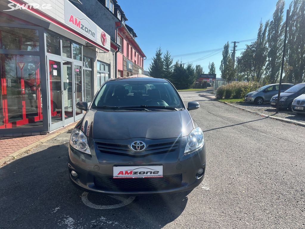 Toyota Auris, fotka 2