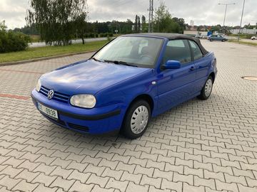 Obrázek k inzerátu: Volkswagen Golf, Volkswagen Golf 4 Cabrio 1.6