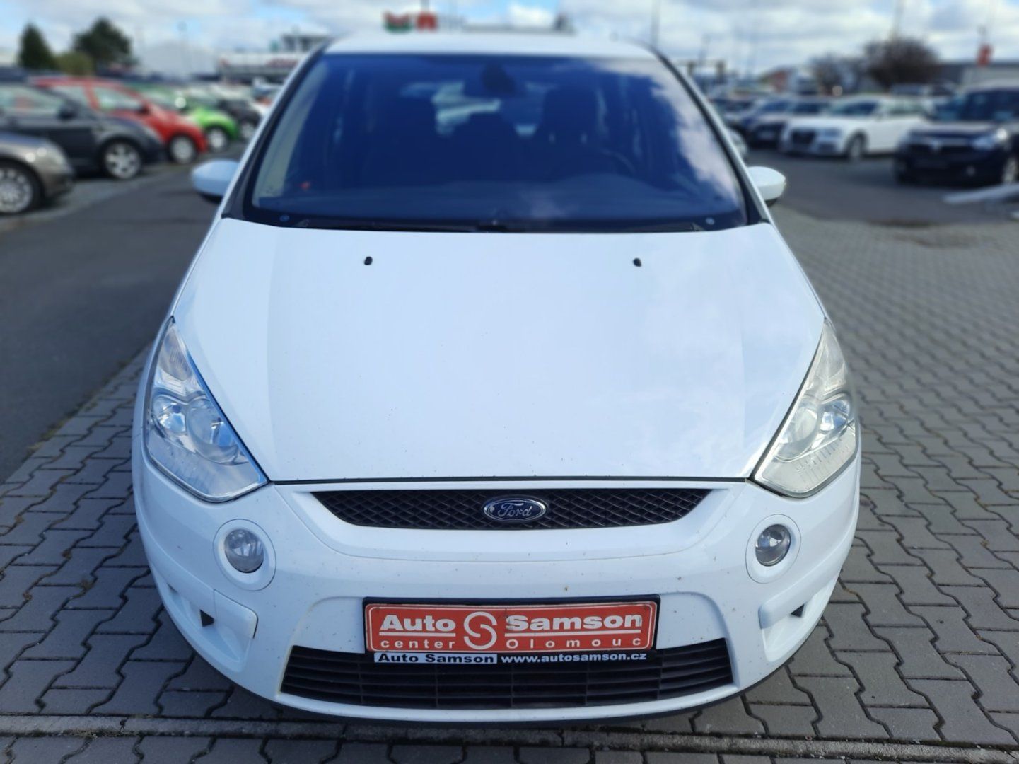 Ford S-MAX, 2,0 TDCi 96kW GPS NAVI AUTOMAT - fotka 2