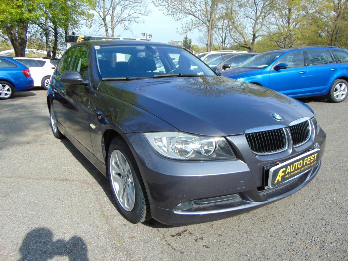 BMW Řada 3, 2,0 2.0i SERVISKA,KLIMA,MANUAL - fotka 3