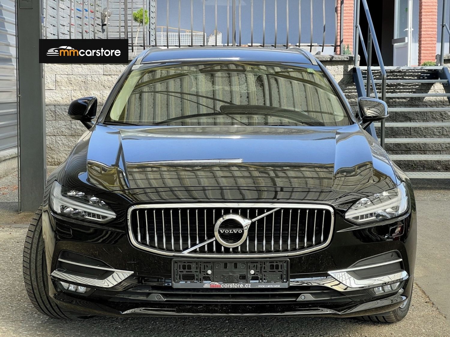 Volvo V90, D4,140kW,INSCRIPTION,KŮŽE - fotka 2