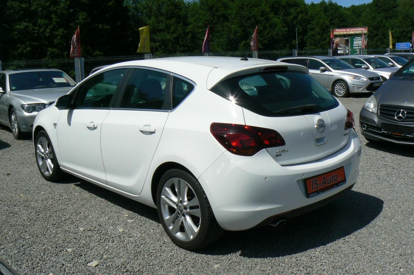Opel Astra, 1,4 T -SPORT - KROUPY - fotka 5