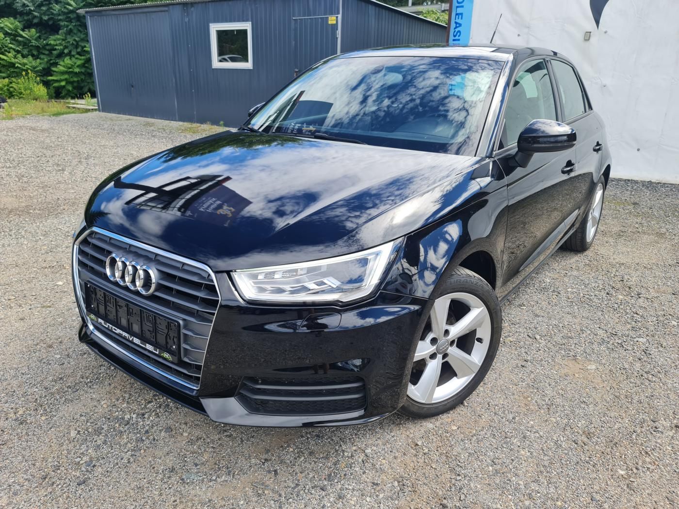 Audi A1, 1,0 TFSi  LED světla, NAVI,