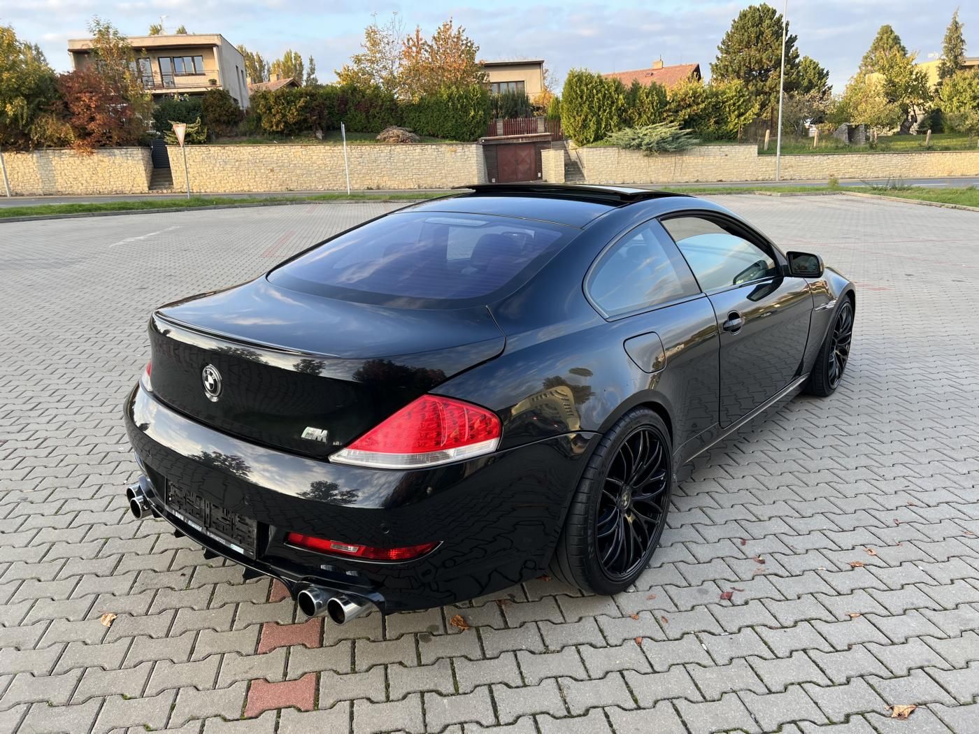 BMW Řada 6, 645Ci 245kW. V8. M6 Look - fotka 6