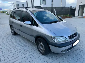 Opel Zafira, 7místné