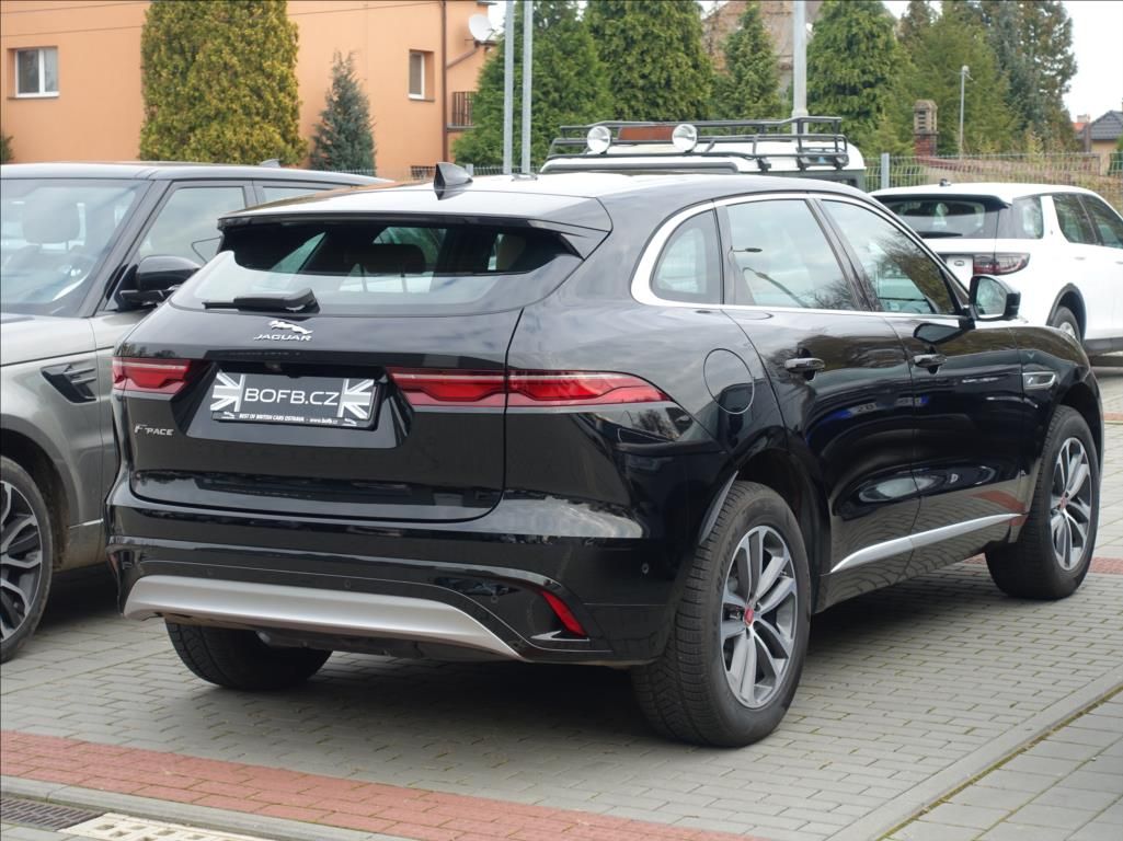 Jaguar F-Pace, 2,0 D200 SE,1.Maj,ČR,DPH - fotka 6