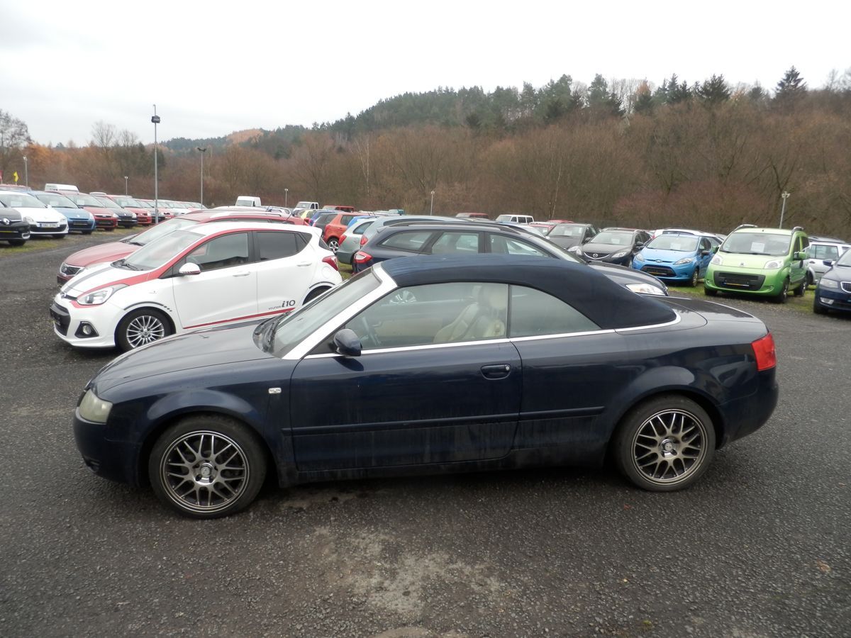 Audi A4, 1,8T 120KW CARBIO - fotka 3