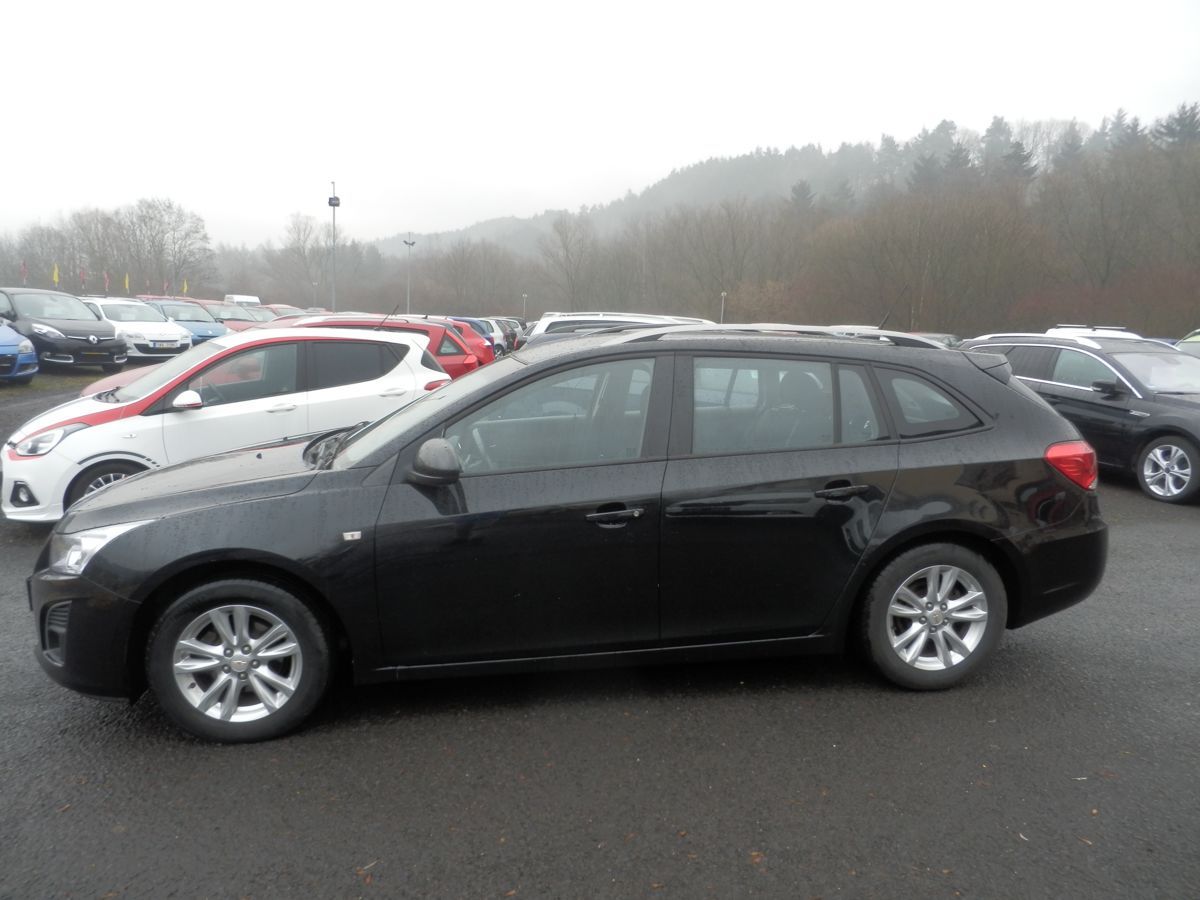 Chevrolet Cruze, 1,4T 103KW DIGI-KLIMA - fotka 6