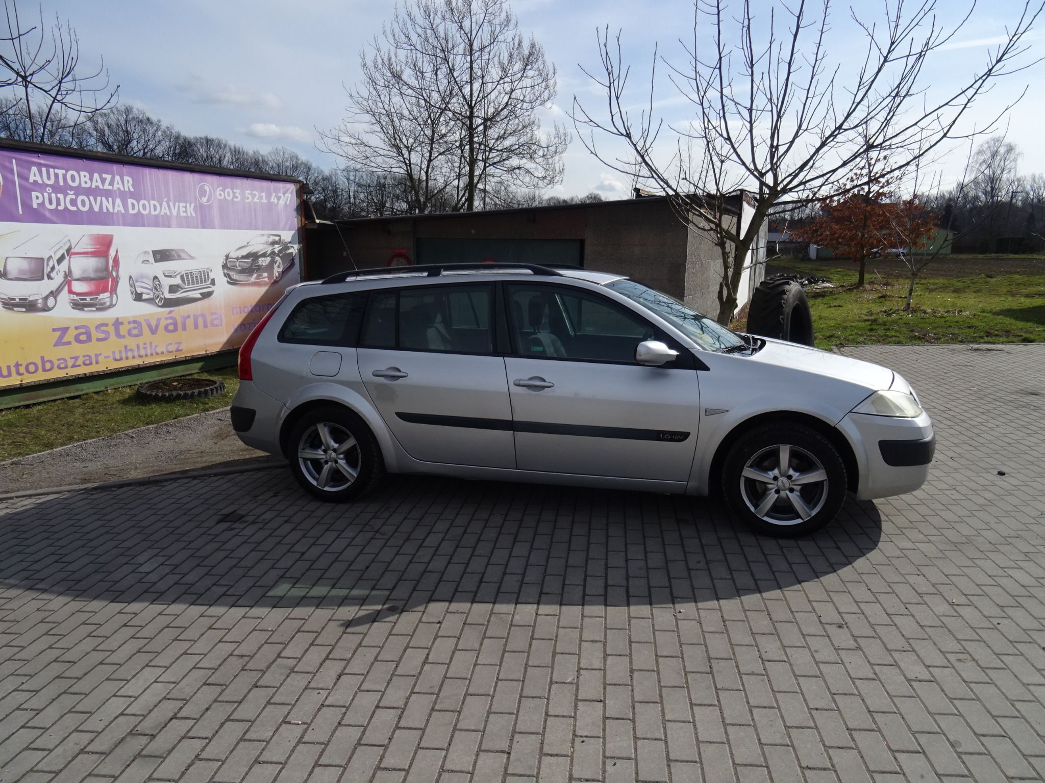 Renault Mégane, 1.6i 16v.provoz na lpg. - fotka 3