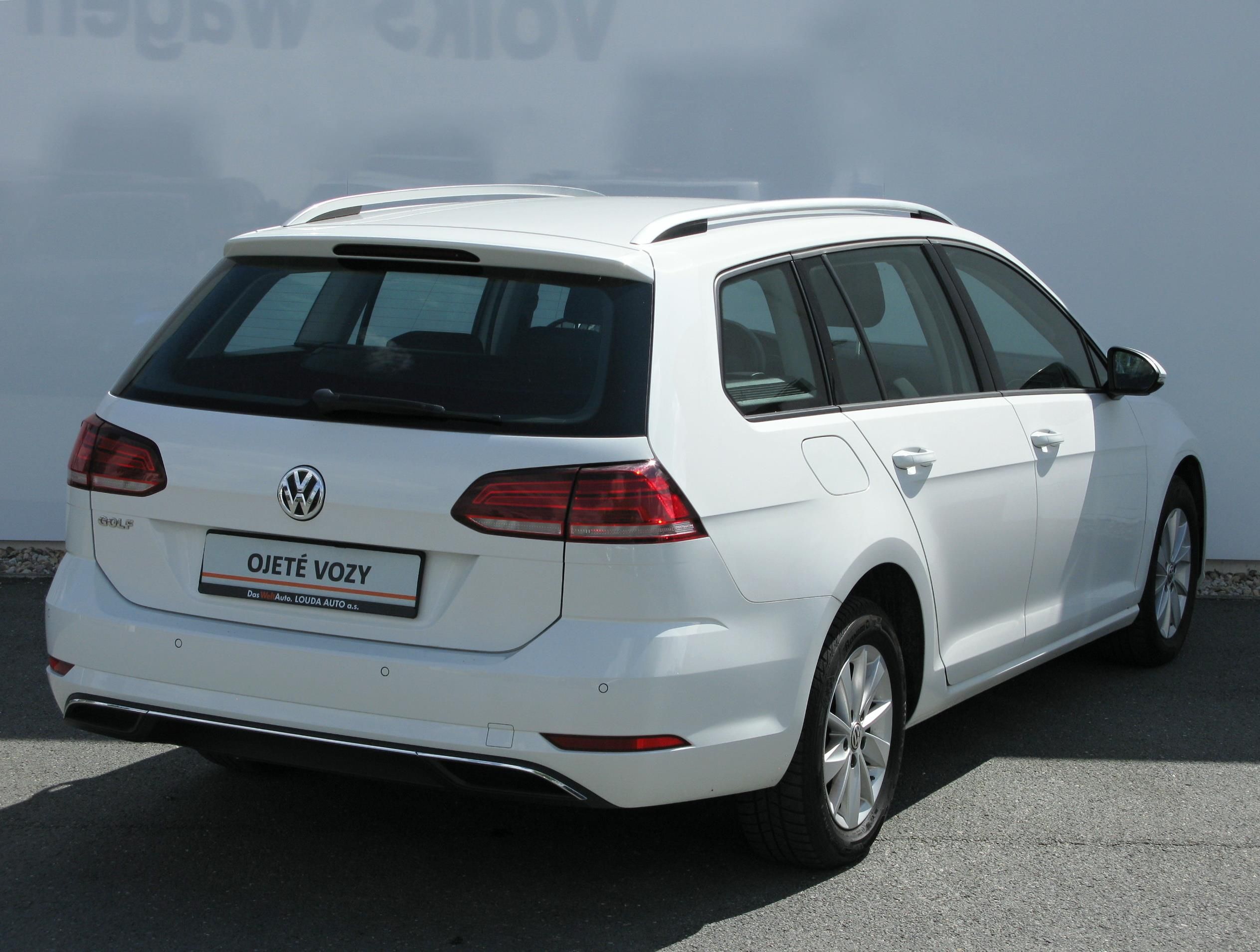 Volkswagen Golf, comfortline 1.6 TDI 85 kW - fotka 2