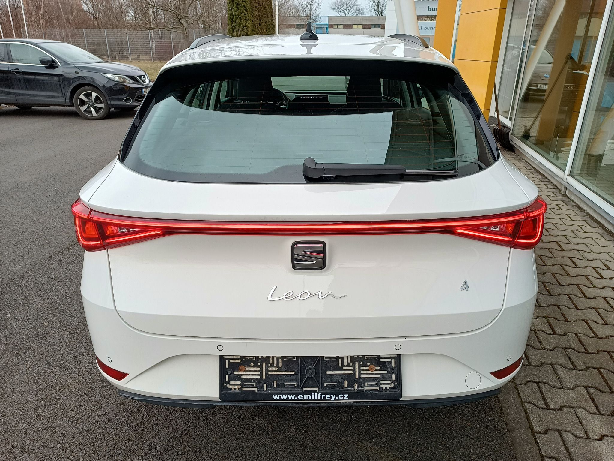 Seat Leon, 2.0Tdi150k DSG 4x4!v ČR,záruka - fotka 5