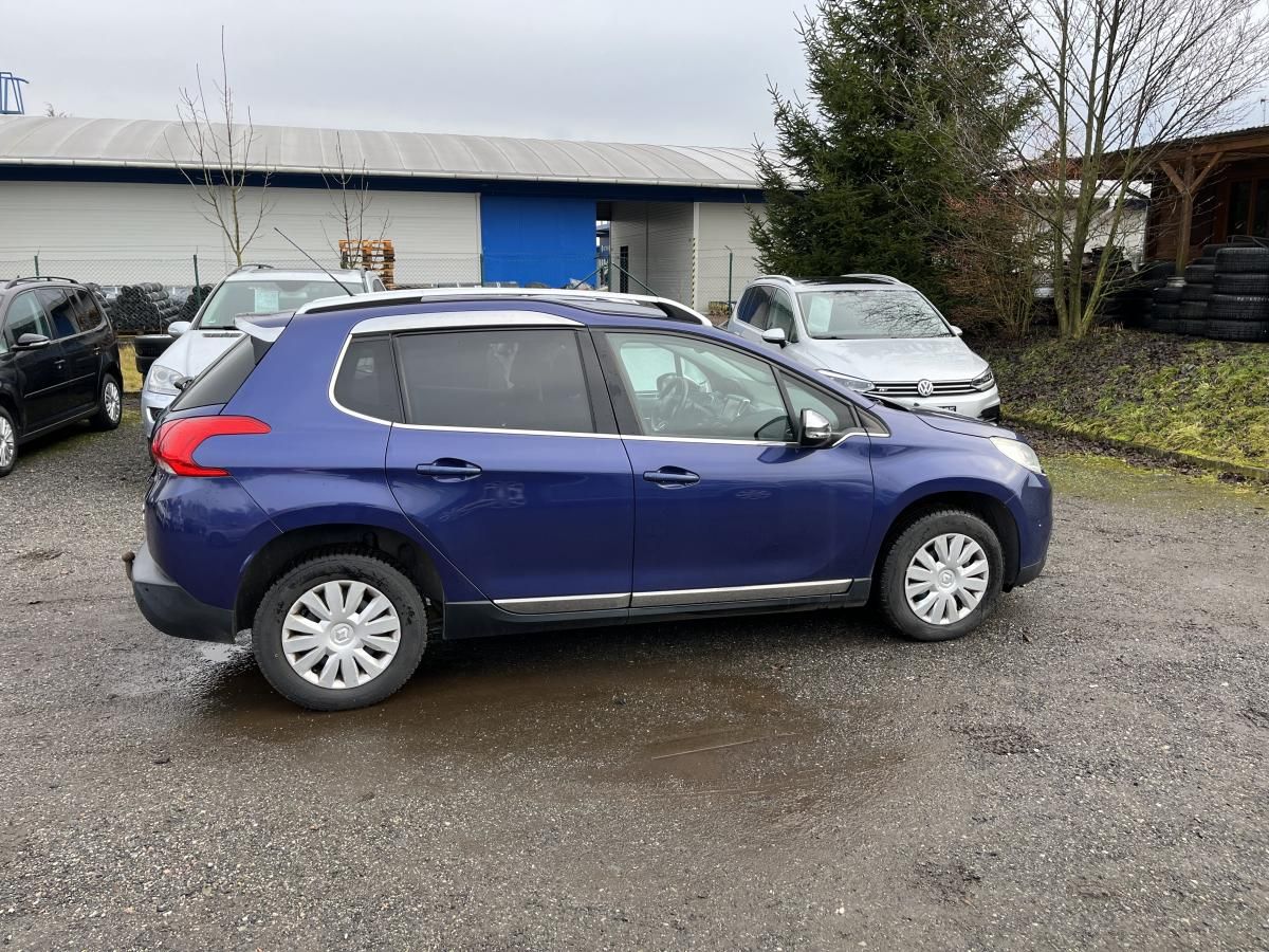 Peugeot 2008, 1.6 HDI - fotka 6