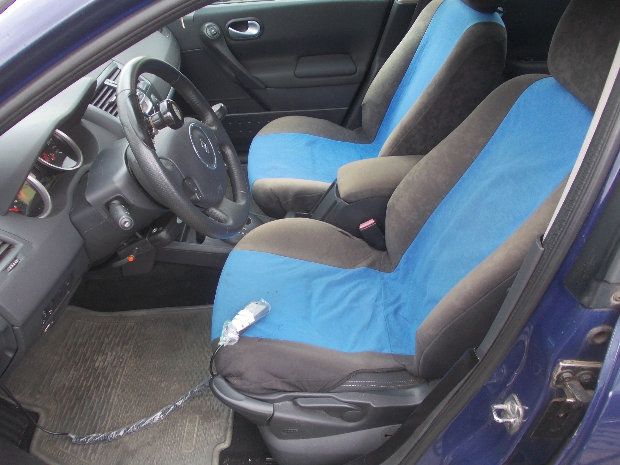 Renault Mégane, II 1.6 i ÚPRAVA PRO VOZÍČKÁŘE - fotka 6