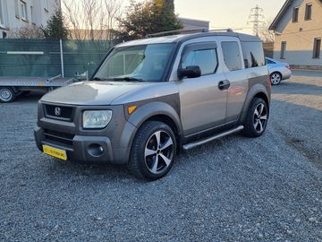 2.4 122KW 4x4 LPG