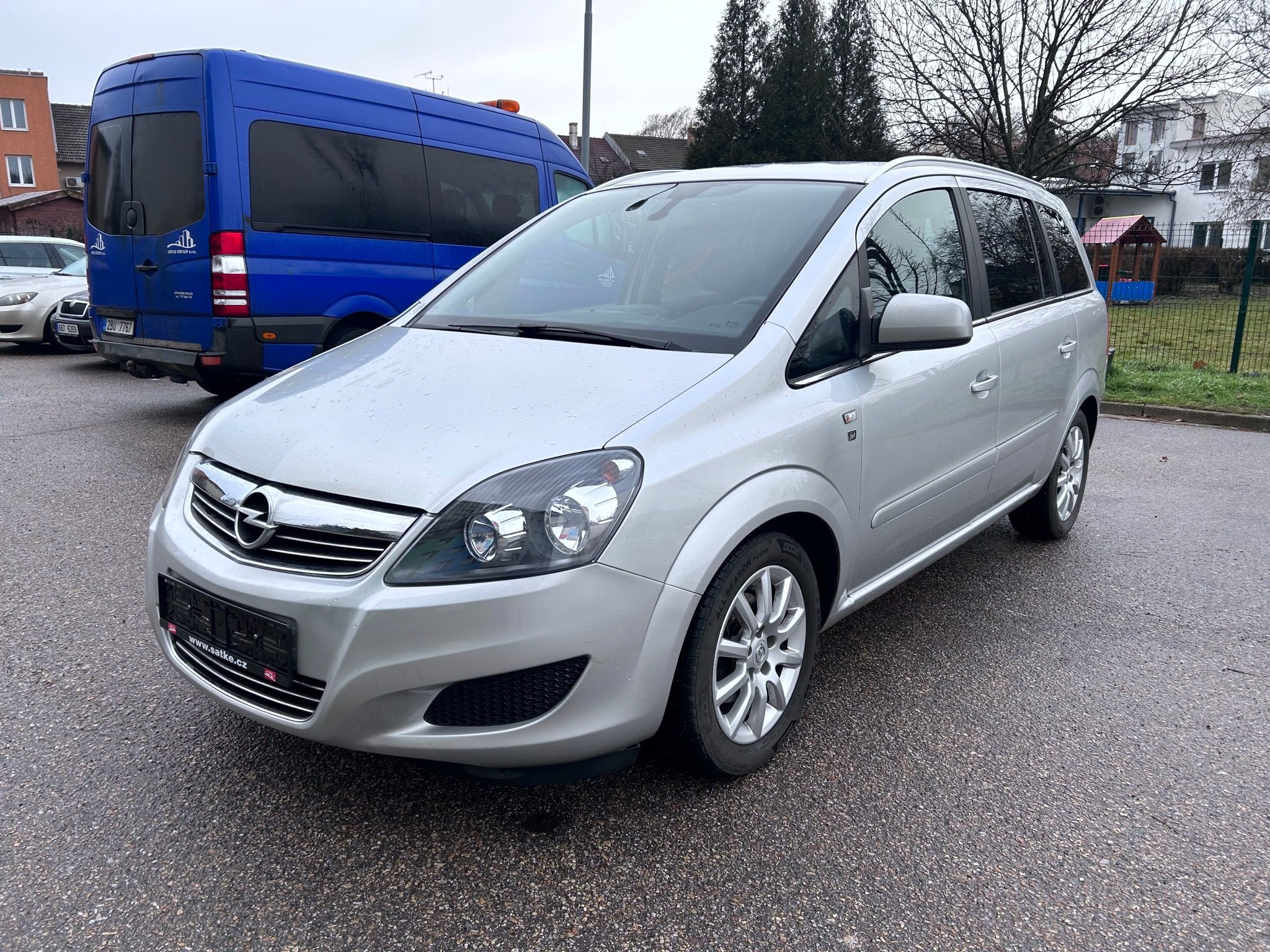 Opel Zafira, 1,8 16V, 7 míst,