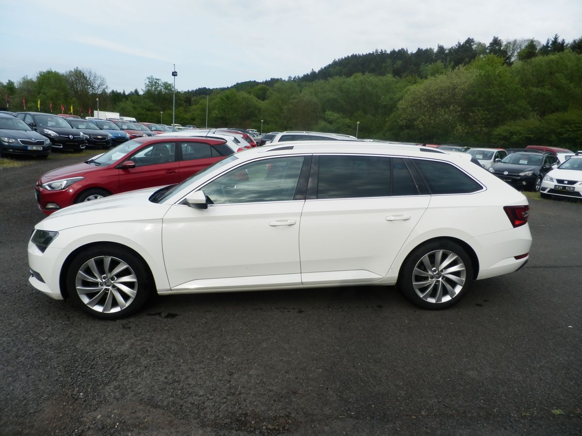 Škoda Superb, 2,0TDI 110KW DSG,NAVI,KŮŽE - fotka 6