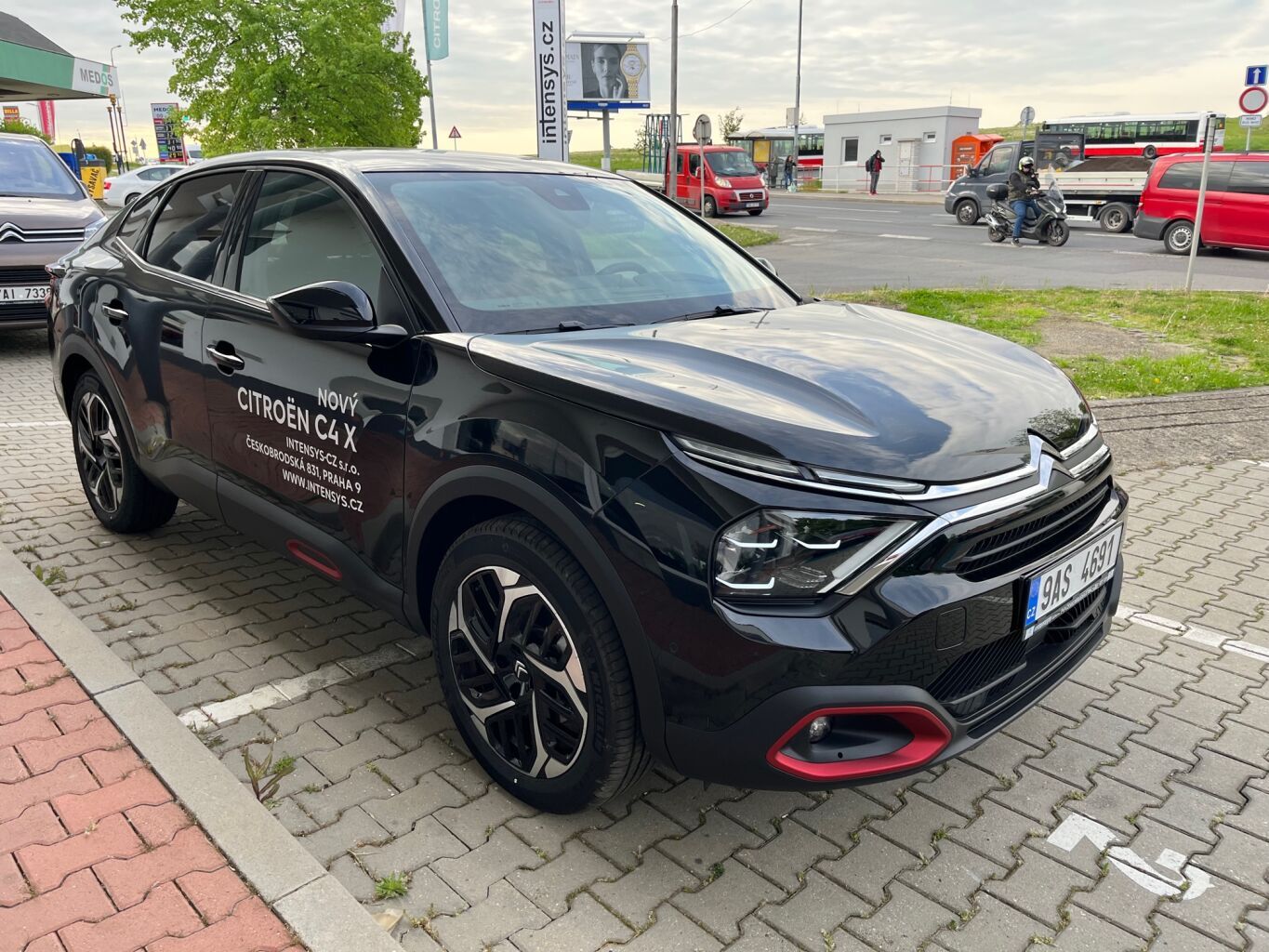 Citroën C4 X, C4 X 1.5BlueHDi 130 S&S EAT8 S - fotka 6