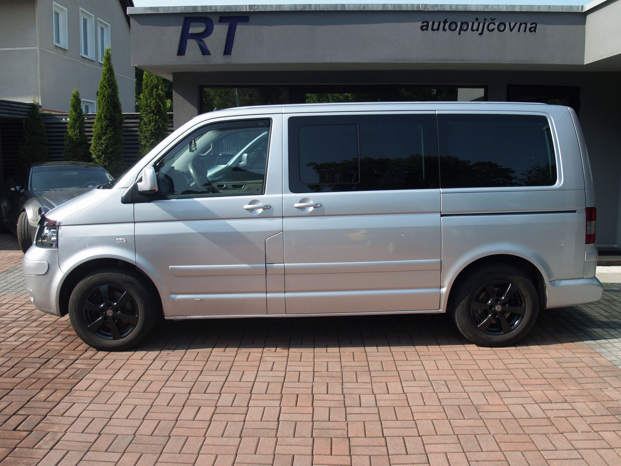 Volkswagen Multivan, 2,5 TDI - fotka 2