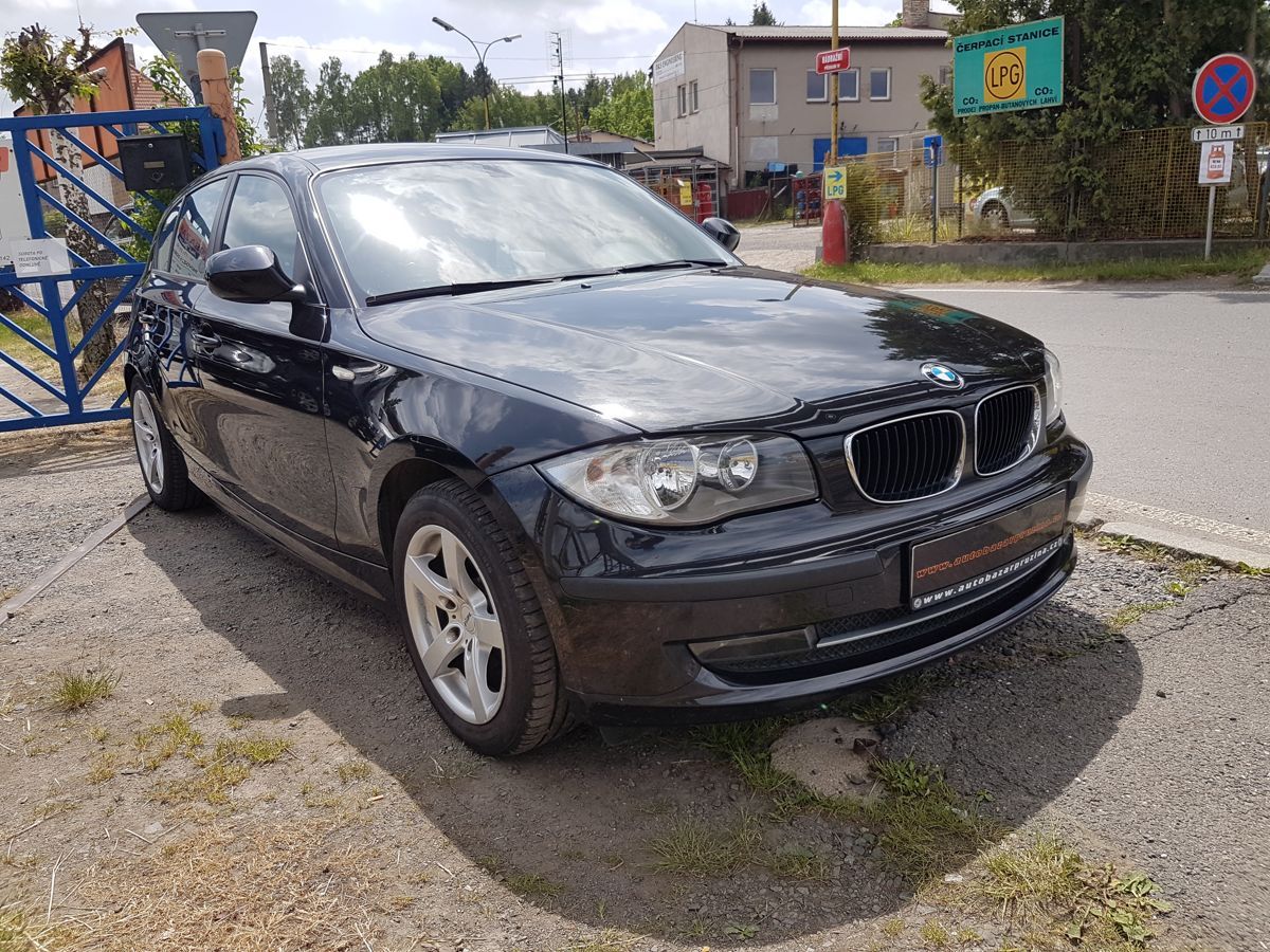 BMW Řada 1, 116 2.0i 90KW DIGI KLIMA