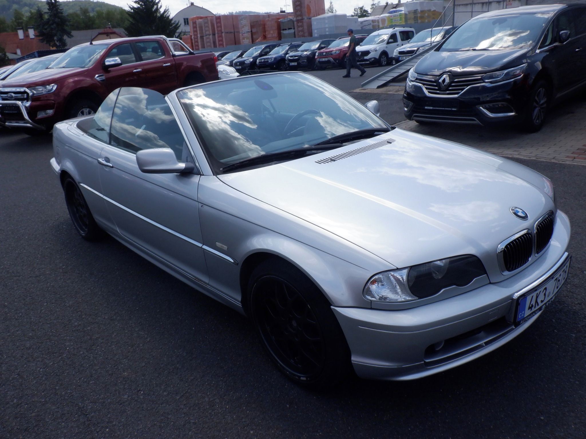 BMW Řada 3, 2.2i Kabriolet - fotka 3
