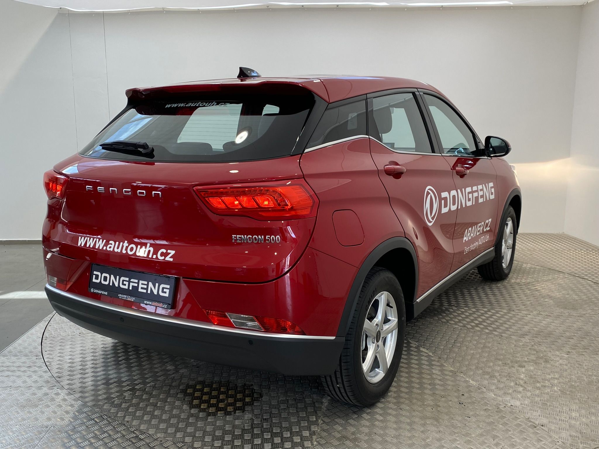 Dongfeng, Glory 500, 1.5 i 78 kW , L3 - fotka 2