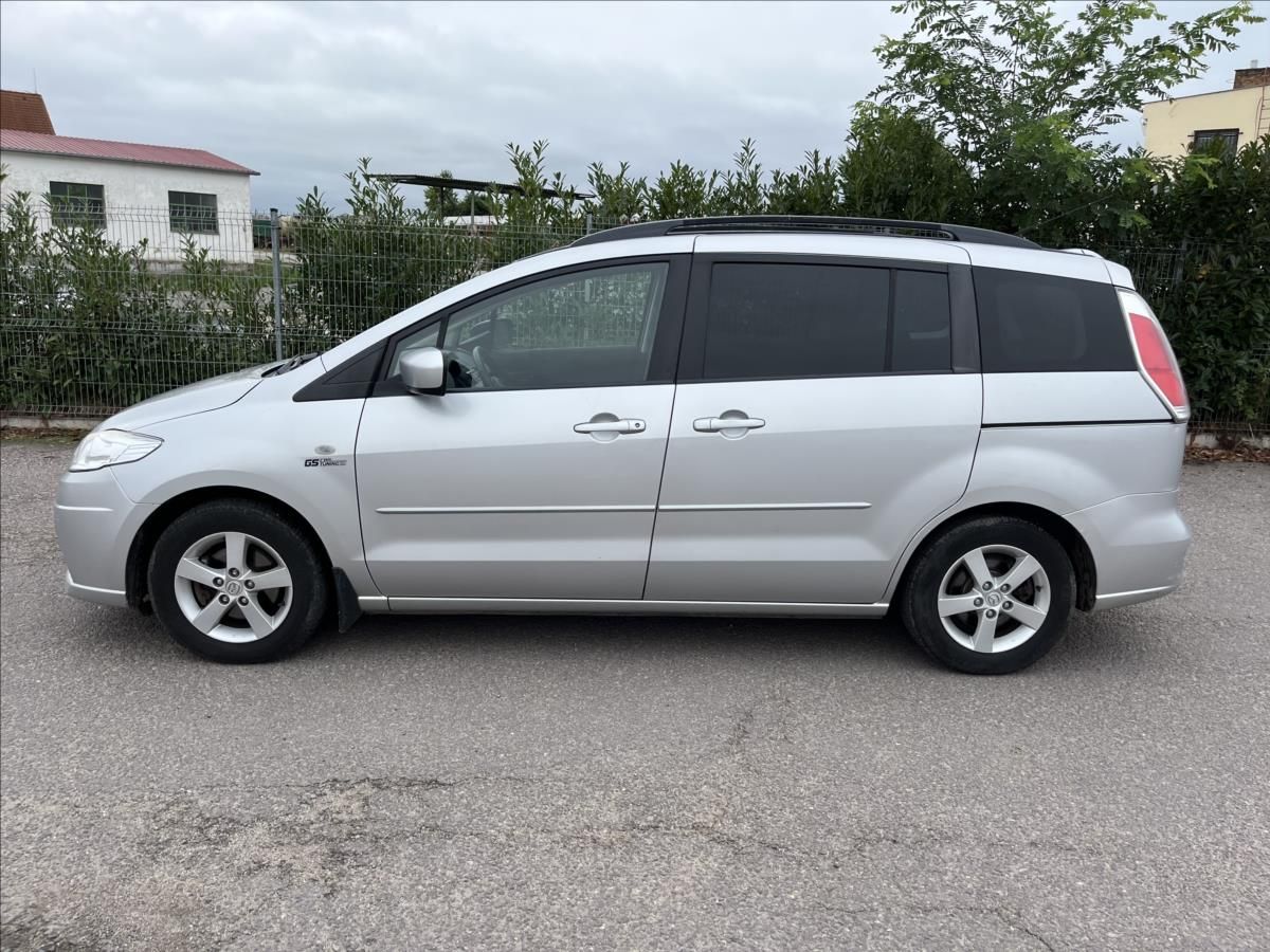 Mazda 5, 2,0 Di 16V 7.MÍST SERVIS - fotka 4