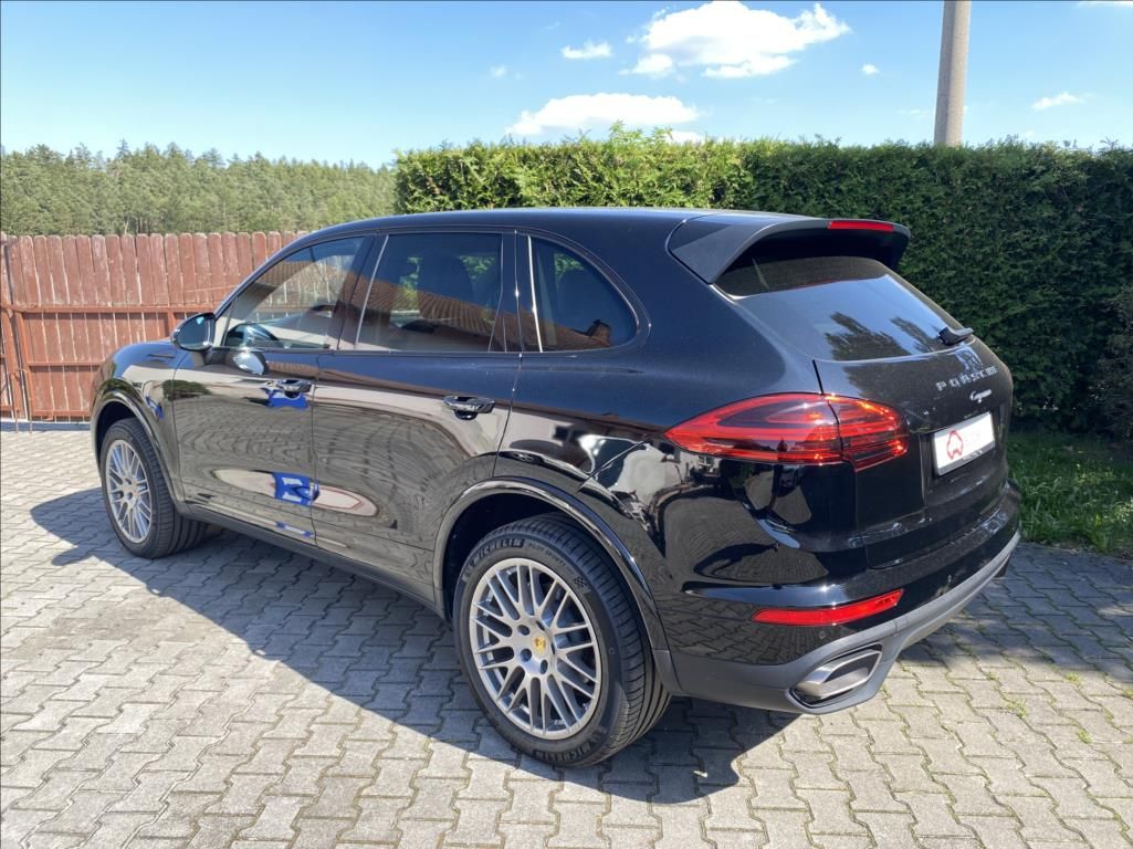 Porsche Cayenne, 3,0 D  PLATINUM EDITION SPORT - fotka 3