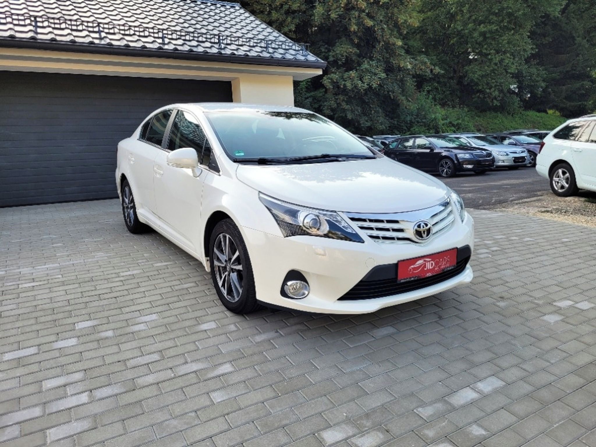 Toyota Avensis, 2.2 D-4D (110 kW), plný servis