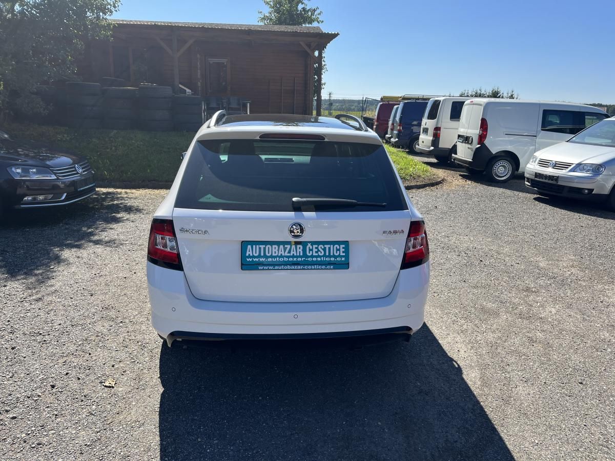 Škoda Fabia, 1.0 TSI Monte Carlo - fotka 5