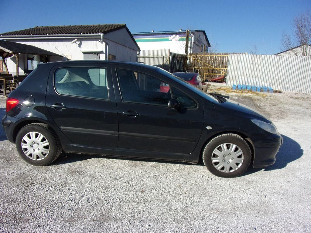 Peugeot 307, 1,4 16V - fotka 3