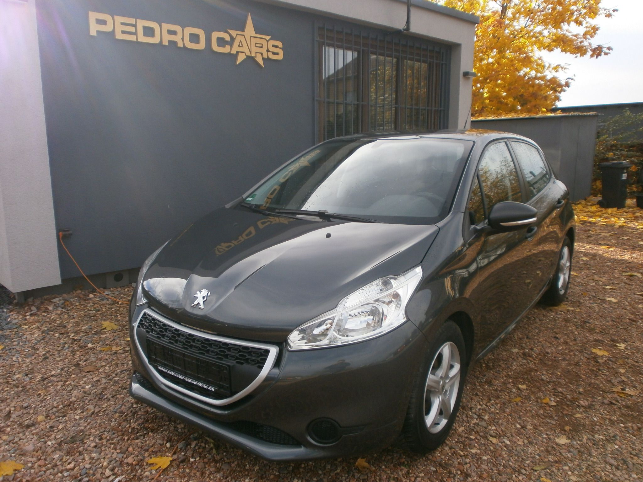 Peugeot 208, 1.0i-klima,servisní kniha!