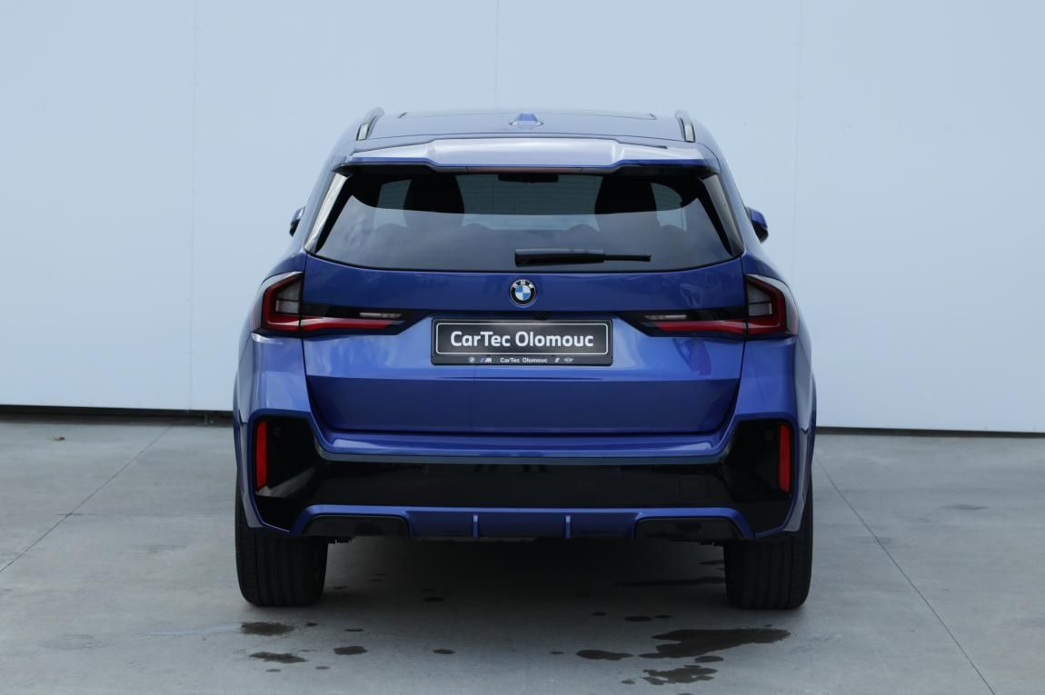 BMW X1, xDrive23d - fotka 4