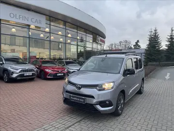 Toyota Proace, 1,2 8AT Family