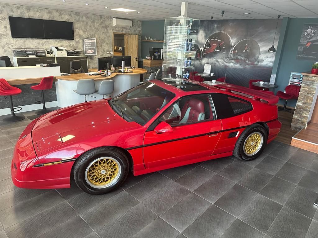 Pontiac, FIERO GT,2.8,93KW, V6,+2.MOTOR - fotka 3
